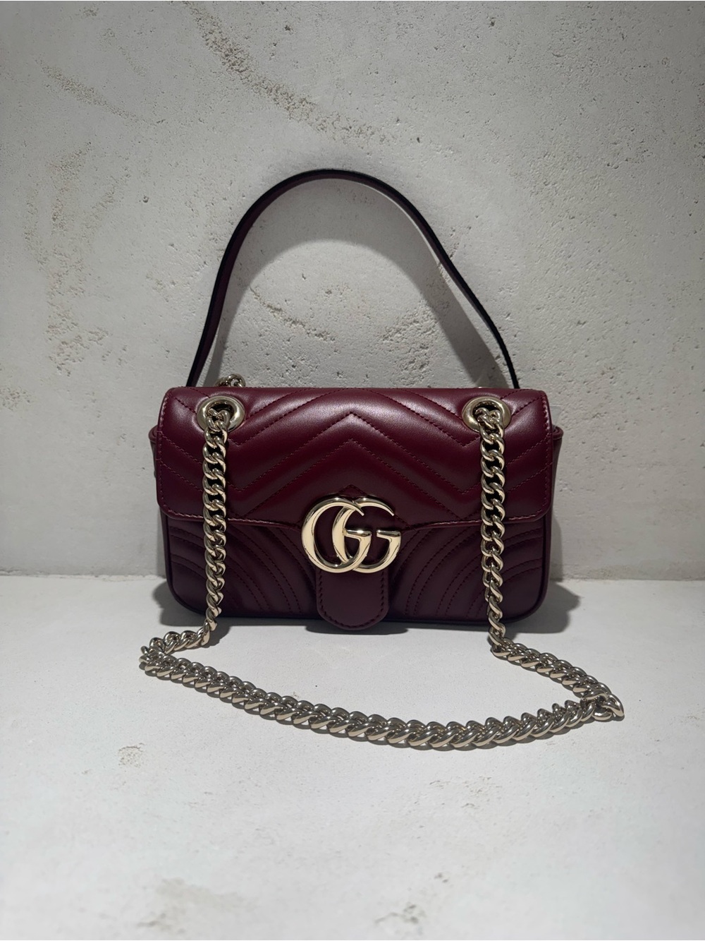 Gucci Marmont Quilted Shoulder Bag - Burgundy - Picture 1 of 1